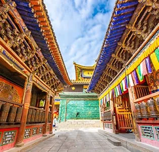 塔尔寺-藏传佛教格鲁派六大寺院之一